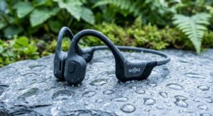 Shokz OpenRun：自然音というBGMを、生活のレイヤーに重ねる技術。